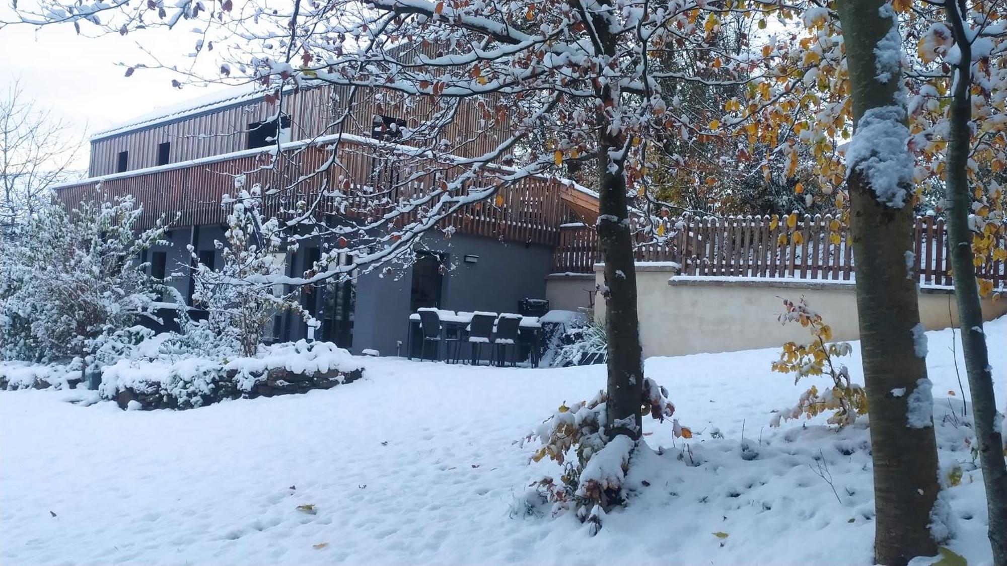 Charmois-devant-Bruyeres Gite Le Charme D'Argent מראה חיצוני תמונה